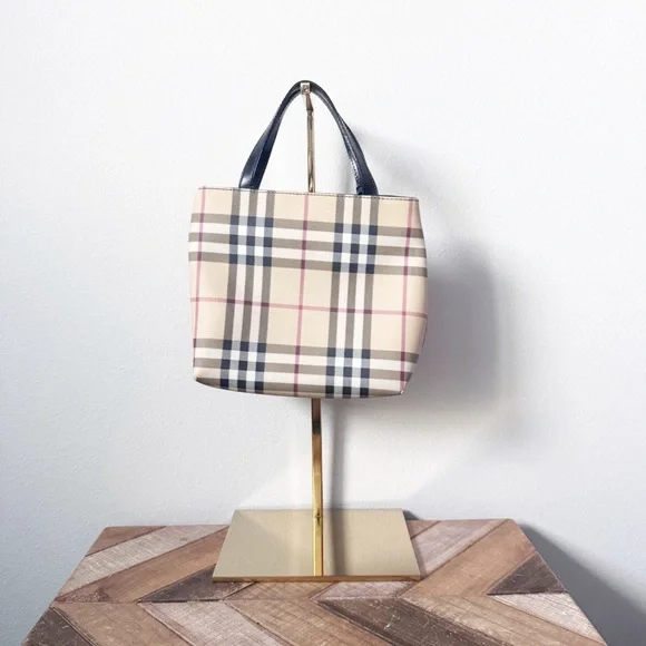 Burberry Nova Check Plaid PVC Bag - Picture 4 of 15